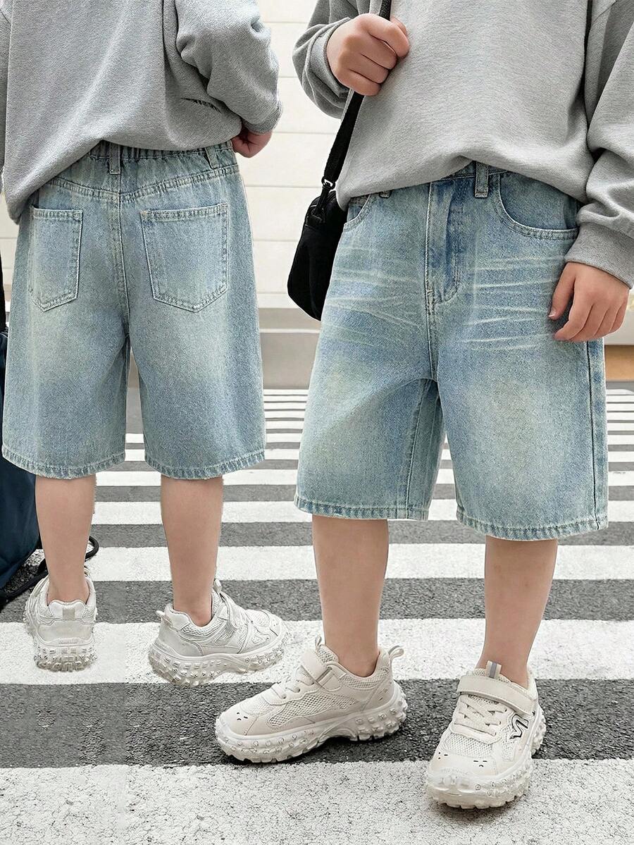 SHEIN Little Byeori 适合青少年男孩的时尚返校节街头服饰混搭百搭设计复古酷炫街头宽松舒适清爽蓝色牛仔短裤,适合日常穿着以及春夏锐舞节和街头服饰。 - 藍色 - 查看 1