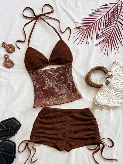 Soleia 女士复古度假风V领露背系带修身撞色上衣搭配低腰褶皱抽绳短裤两件套，适合派对、圣诞节、约会、夜店、海滩、邮轮、下午茶、波西米亚风、度假、秋季等场合。