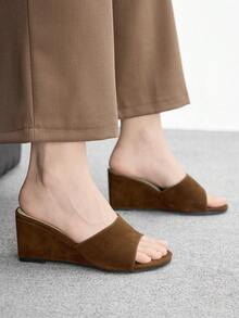 CUCCOO BIZCHIC Women's Rhinestone Embellished Casual Platform Slide Sandals - Brown - View 3