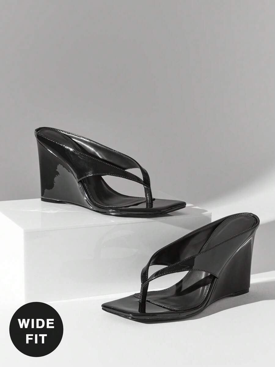 SHUZIA 女士宽楦舒适人字坡跟凉鞋 - 黑色 - 查看 1