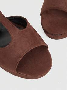 CUCCOO LuxiPop Sandales à talons hauts pour femmes avec bride en T, bout rond, orteils découverts, en velours épais, talon haut et semelle épaisse, bride à la cheville, style sexy pour boîte de nuit et scène - brun foncé - Voir 7