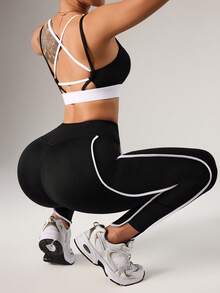 With My Calm Sujetador deportivo con cuello de escote y espalda cruzada con ribete de contraste - Blanco y Negro - Ver 5