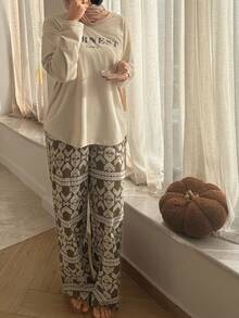 DAZY 2pcs/Set Women Graphic Print Loose Short Sleeve T-Shirt And Straight Leg Pants Pajama Set, Autumn - Apricot - View 5