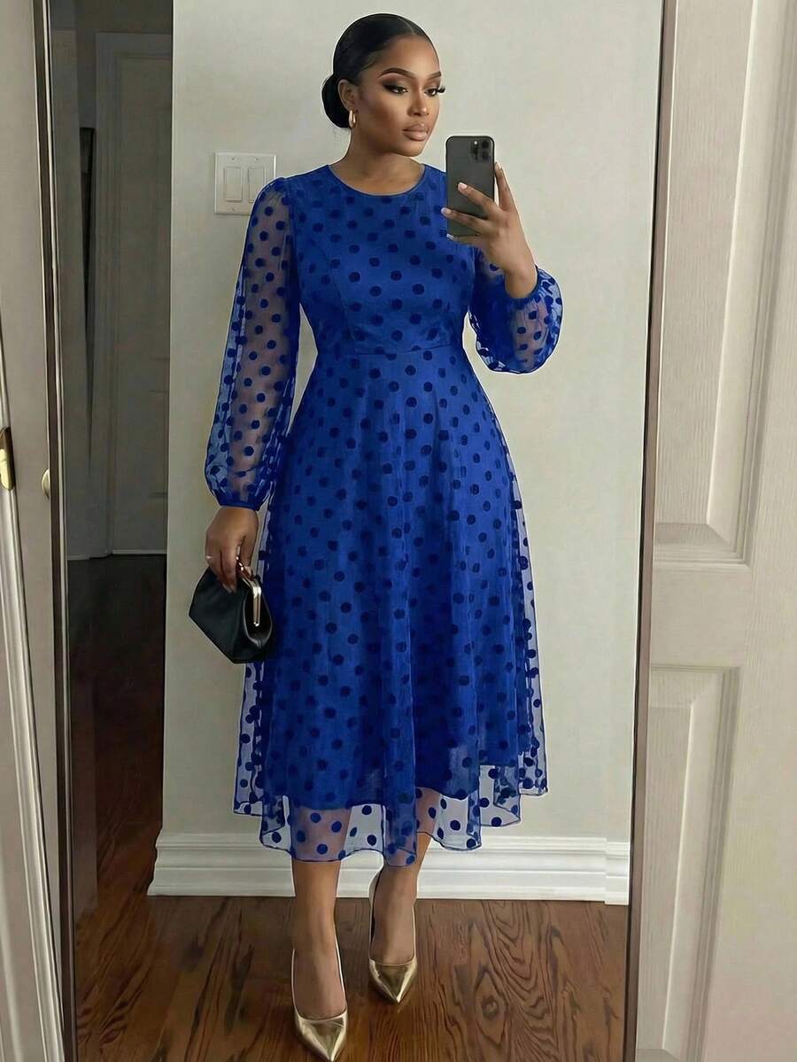 SHEIN Lady CURVE 大尺碼優雅 Ninang 波點網紗中長洋裝 灰藍色 通勤秋季女款 長袖休閒婚禮晚宴禮服 - 寶藍色 - 查看 1