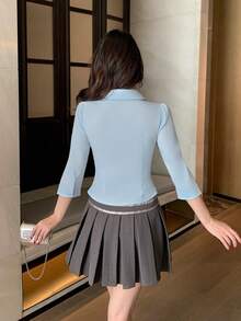 K-Vae 极简性感学院风刺绣褶皱迷你裙修身腰部套装 - 藍色 - 查看 2