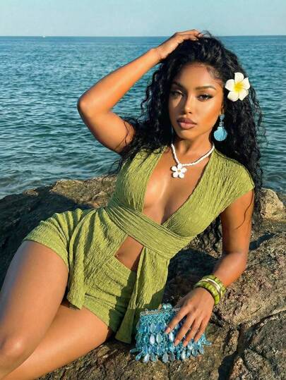 Slaydiva Bộ đồ hai mảnh dành cho nữ -A, thích hợp cho đầu xuân, lễ hội âm nhạc xuân hè, ngày Valentine, lễ Phục Sinh, phong cách thường ngày, đơn giản và cơ bản, phong cách đường phố Y2K ngọt ngào, bán chạy nhất, hẹn hò hàng ngày, phong cách cô gái nóng bỏng, gợi cảm, thể thao và sành điệu, trang trí ruy băng, thiết kế dây thắt lưng, áo crop top + quần siêu ngắn, quần short bó sát, bộ đồ màu xanh lá nhạt, vải có họa tiết,