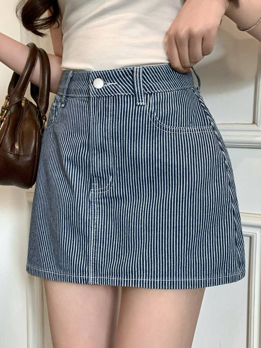 DAZY 女士休闲条纹直筒短款牛仔裙，夏季 - 中等水洗藍 - 查看 1