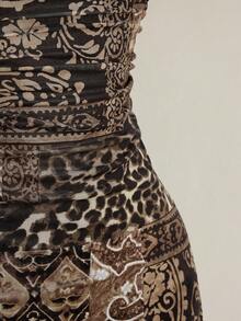 SHEIN ICON 大码女式印花褶皱波西米亚风吊带派对连衣裙 - 棕色 - 查看 9