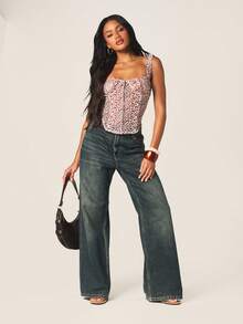 MISSGUIDED Top corset feminino com estampa de leopardo, detalhe de zíper frontal e modelagem estruturada para o verão. - Multicolorido - Ver 4
