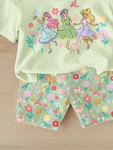 SHEIN LMoss Kids 薄荷绿，春意盎然，甜美可爱公主风，波西米亚风印花，花卉图案，少女休闲宽松圆领短袖T恤搭配修身骑行短裤，适合春夏日常、居家、度假、节日等场合，充满春日气息，夏日氛围，轻松舒适的春夏穿搭，时尚小女孩套装，休闲装，公主风，花卉图案T恤套装，春夏套装，新款，清凉舒适，春日氛围，清凉夏日 - 彩色 - 查看 5