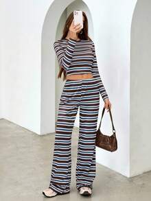 SHEIN Tall 女士休闲家居睡衣套装，包含条纹圆领长袖T恤和宽松直筒条纹裤，适合日常穿着、运动以及秋冬季节。 - 彩色 - 查看 2