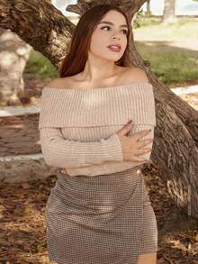 Lupita Cardoza Y2K 秋冬女款法兰绒露肩毛衣 - 杏色 - 查看 4