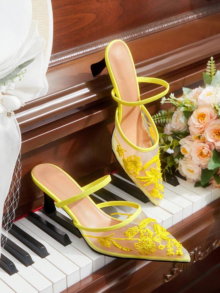 CUCCOO HITCHD Women Shoes Pointed Rhinestones Thin Heel High Heel Medium Heel Elegant Casual Simple Wedding Comfortable Portable Foot Set Workplace Commuter Elegant Fashion Women's High Heel Shoes High Heel Dating Elegant Wear Workplace Wear Formal Settings Wedding Shoes Spring Shoes Bride Shoes