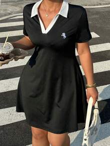 SHEIN Muchic 大码女式时尚骑士刺绣图案休闲连衣裙，适合派对和外出，游艇连衣裙，女士休闲连衣裙，女士高尔夫连衣裙，护士 - 黑色 - 查看 7