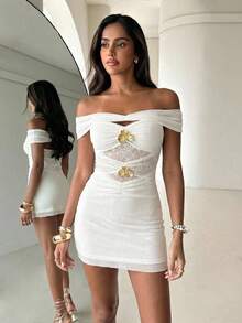 Aloruh Đầm dạ hội trắng trễ vai lãng mạn nhiều lớp với khóa kim loại rỗng trang trí ruy băng dành cho nữ - trắng - Xem 3