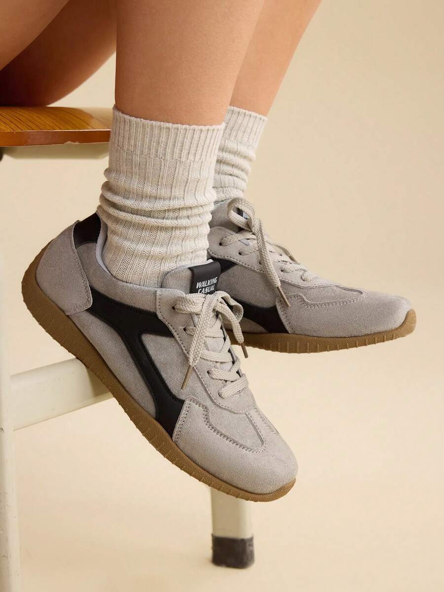 CUCCOO EASI Zapatillas deportivas casuales cómodas y de suela plana para mujer - Gris - Ver 1