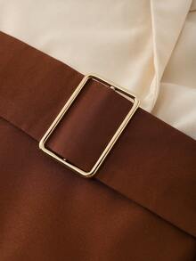 GlowEve Vestido midi de manga corta de bloque de color con decoración de hebilla metálica, volantes, cintura ceñida y línea A, elegante para uso diario, vacaciones, oficina, citas, estilo francés retro y versátil, en color albaricoque y marrón con bordado de bloque de color - Multicolor - Ver 5