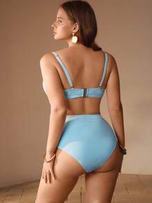 Swim Vcay Set da bagno due pezzi in tessuto strutturato, con parte superiore tankini di supporto e parte inferiore a vita alta con arricciature, stile elegante da spiaggia e vacanza, taglie comode - Blu e Bianco - Visualizzare 3