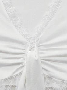 K-Vae Twist Ribbon Contrast Lace V-Neck Fitted Blouse - White - View 7