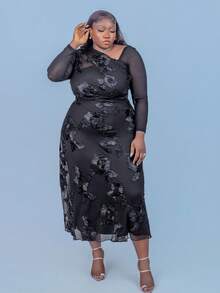 CurvyTilda Plus Size Women's Elegant Minimalist Chic Fashion Basic Everyday Wear Ins Style Office Commute Influencer Music Festival Embroidered Stretch Mesh Asymmetrical Neck Ruched Bodycon Slim Fit Long Sleeve Maxi Dress/New Year, For Hourglass Body Shape - Black - View 4