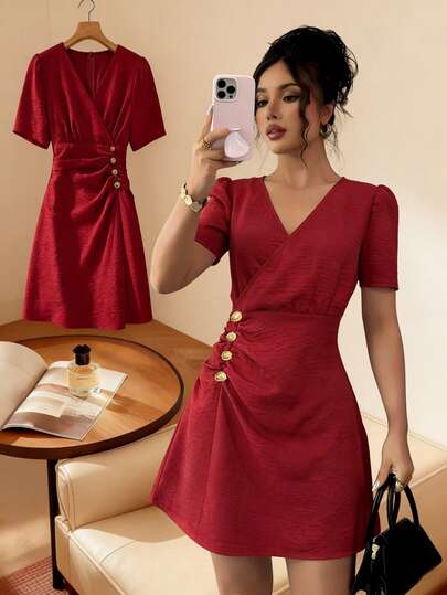 Franclia 女士优雅V领情人节短袖褶皱金属扣装饰短裙