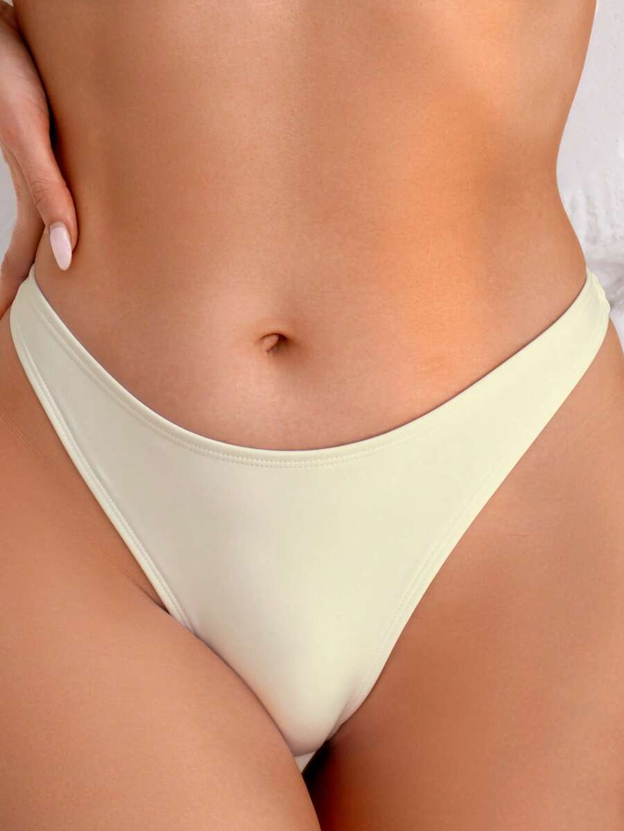 Swim Basics 女士纯色比基尼泳裤,适合夏季沙滩穿着,奶油色比基尼,素色丁字裤比基尼,超迷你比基尼泳裤,女士泳衣,女士泳装,全包臀比基尼套装,女士丁字裤比基尼套装,女士塑身泳衣 - Pearl White - 查看 1