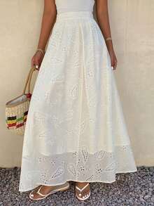 Livesso 女士白色镂空度假裙 - 白色 - 查看 1