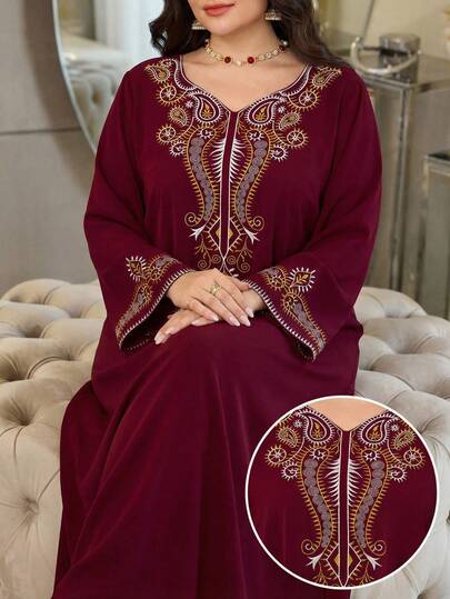 Al Najma Plus Size Women Elegant Embroidered Arabic Style Dress