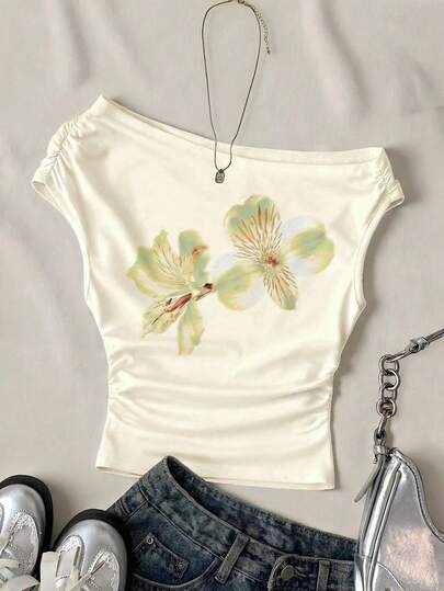 Top corto acanalado asimétrico con estampado floral tropical de hibisco y frangipani en color verde claro, apropiado para niñas preadolescentes en primavera/verano, vacaciones, hogar, viajes, playa, resort, verano relajado, vibraciones de vacaciones, chica de coco, top floral para niñas, camiseta floral para niñas, elegante