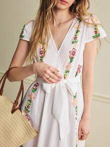 Écloséra 女士复古法式印花连衣裙，优雅荷叶边印花连衣裙，白色交叉领连衣裙，适合春夏外出穿着 - 白色 - 查看 2