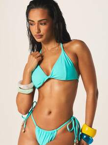 MISSGUIDED Turquoise Twist Front Triangle Bikini Top With Halter Straps And Keyhole Detail Summer Beach Swimwear - Blue - View 4
