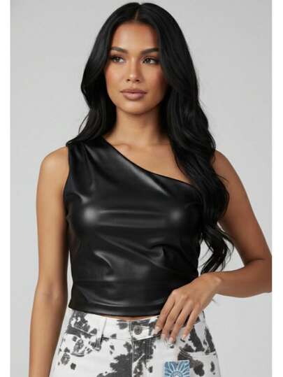 Blusa vinipiel de un hombro para mujer ideal para salidas casuales.