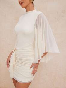 Lumalex 优雅象牙色女神迷你连衣裙,披肩袖,褶皱腰身,饰以雕塑感金色心形五金配件;早春柔软飘逸的多层网纱喇叭袖系带连衣裙;春夏优雅浪漫连衣裙;正式晚礼服;盛大晚宴;夏季连衣裙;女士夏季连衣裙;女士春季服装;情人节服装;沙滩连衣裙;沙滩装;2026年狂欢节女士造型;派对连衣裙;优雅女士派对连衣裙;女士婚礼宾客连衣裙;女士优雅连衣裙;女士度假服装;度假连衣裙;商务休闲;正式连衣裙;女士奢华晚礼服;情人节灵感;浪漫情人节氛围;女士休闲连衣裙;新少女风;波西米亚休闲风;低调奢华风格;适合派对、约会、外出、夜生活、婚礼、假日、度假、生日派对;夏季假日沙滩装;奢华造型;LuxeLooks;QuietLuxe;舞会聚会派对宴会 朴素的老钱狂欢节 层次丰富的派对 - 杏色 - 查看 7