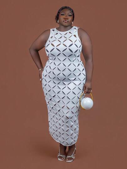 CurvyTilda 2025年大码秋冬新品音乐节白色高弹力烂花镂空几何透视派对紧身连衣裙