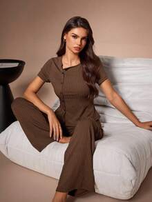 Lazeform 2 Stücke Damen Lässig Loungewear Set, einfarbiges geripptes asymmetrisches Kurzarm T-Shirt und gerade Hose - Kaffeebraun - Übersicht 1