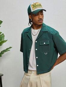 GALLERY FADE Áo sơ mi nam màu xanh lá cây cổ , tay ngắn, dáng rộng, có túi tiện dụng, cúc trắng tương phản, phong cách thường ngày thoải mái, có thể mặc riêng hoặc phối lớp, kiểu INS. - màu xanh lá - Xem 7