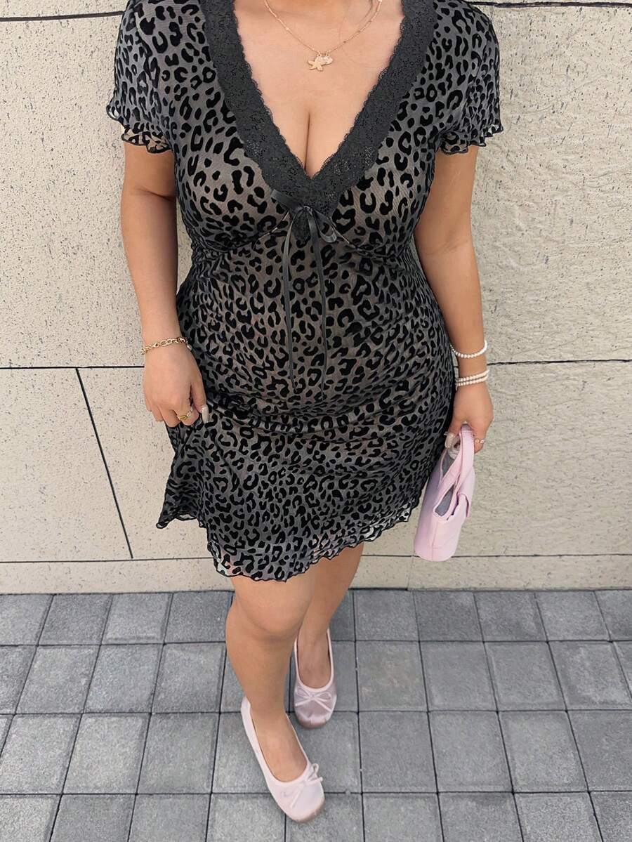 GalTyme Đầm cổ chữ V phối ren họa tiết da báo dành cho nữ cỡ lớn, kiểu dáng thường ngày. - màu đen - Xem 1