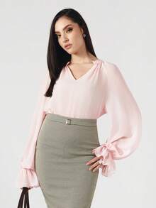 OverBlushhh Blusa holgada de gasa transparente con cuello en V, mangas abullonadas largas y puños con volantes, color rosa, elegante para el trabajo, la oficina, citas, verano y primavera - Rosa - Ver 3