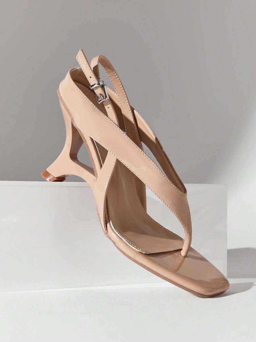 SHUZIA 女士时尚休闲后带雕花坡跟人字拖凉鞋 - 米色 - 查看 1