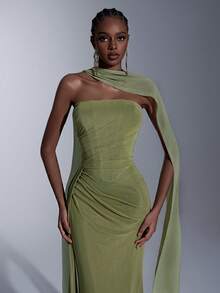 Elitara Elegant Chiffon Fabric Green Strapless Shaping Fishbone Low Waist Fishtail Pleated Side Drape Dress (Detachable, Multi-Wear) Halter Drape Suitable For Dates, Vacations, Weddings, Shopping, Daily Activities, Bridesmaid Dress - Green - View 3
