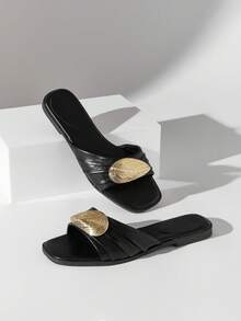 Solezae Women's Fashionable Comfortable Gold Metal Ornament Slip-On Flat Sandals - Black - View 1