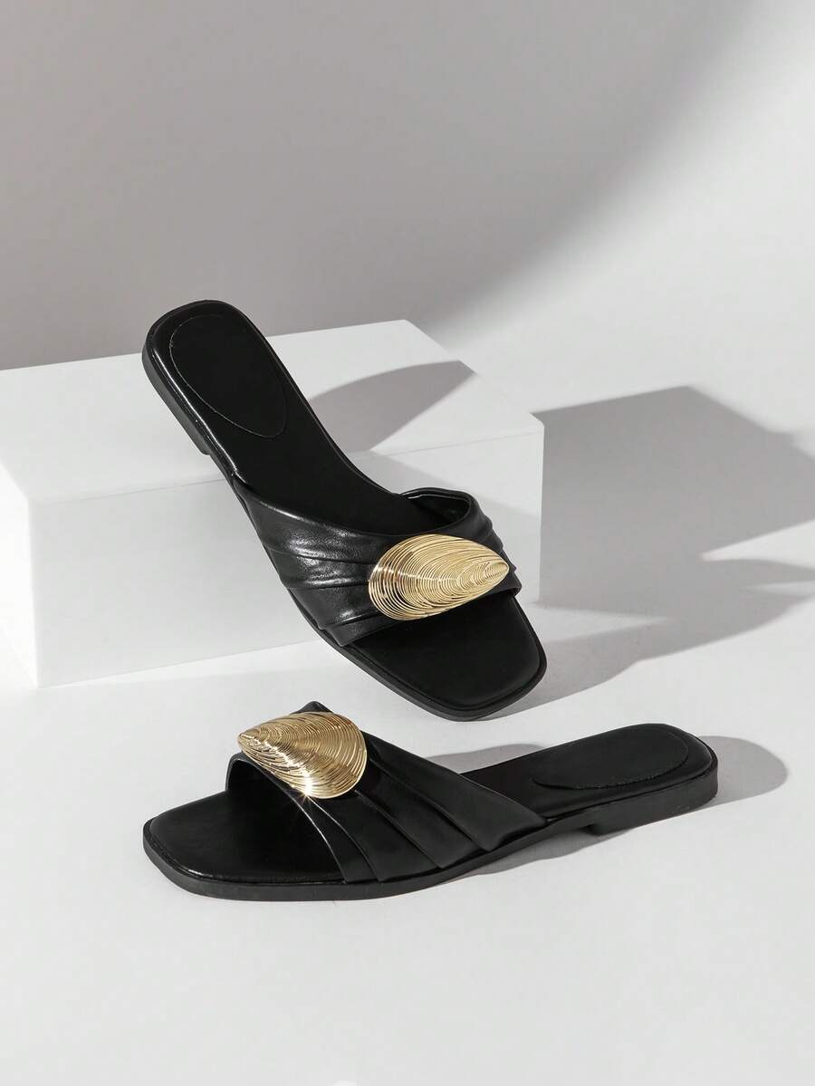 Solezae Women's Fashionable Comfortable Gold Metal Ornament Slip-On Flat Sandals - Black - View 1
