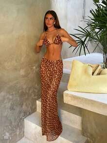 Bonvoyette Chicsea-D 女士夏季焦糖暖棕色底鹿点印花泳衣，挂脖三角罩杯设计凸显肩颈线条，系带垂褶薄纱裙摆，休闲海滩度假复古优雅泳装套装 - 彩色 - 查看 1