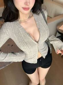 DAZY 女士条纹纯色拼接长袖T恤，适合春季、夏季、秋季、音乐节、情人节、休闲、户外、度假等场合穿着。 - 灰色 - 查看 6