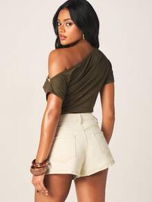 MISSGUIDED Short en jean écru taille haute pour femmes avec ourlet retroussé et poches latérales pour le port décontracté en été - Beige - Voir 3