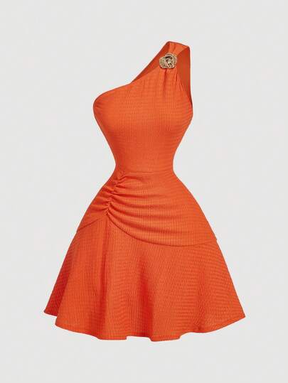 SHEIN MOD Vestido mini elegante con decoración metálica y cintura fruncida, adecuado para fiestas y reuniones