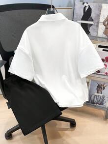 SHEIN 两件套儿童/青少年男童休闲韩版纯色POLO领贴花宽松短袖衬衫和梭织短裤套装，黑白配色，适合通勤、上学、日常休闲、旅行、运动，春夏秋冬皆宜。 - 黑色 - 查看 2