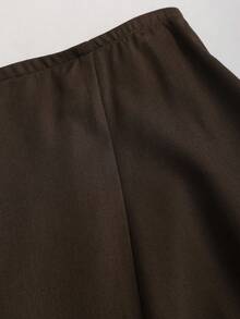 Sweetra 法式优雅复古贵族风简约保守淑女高雅气质，适合大学通勤、工作、上学、约会等各种场合，休闲宽松A字垂坠百搭低腰棕色长裙，春、夏、秋、冬皆宜。 - 棕色 - 查看 5