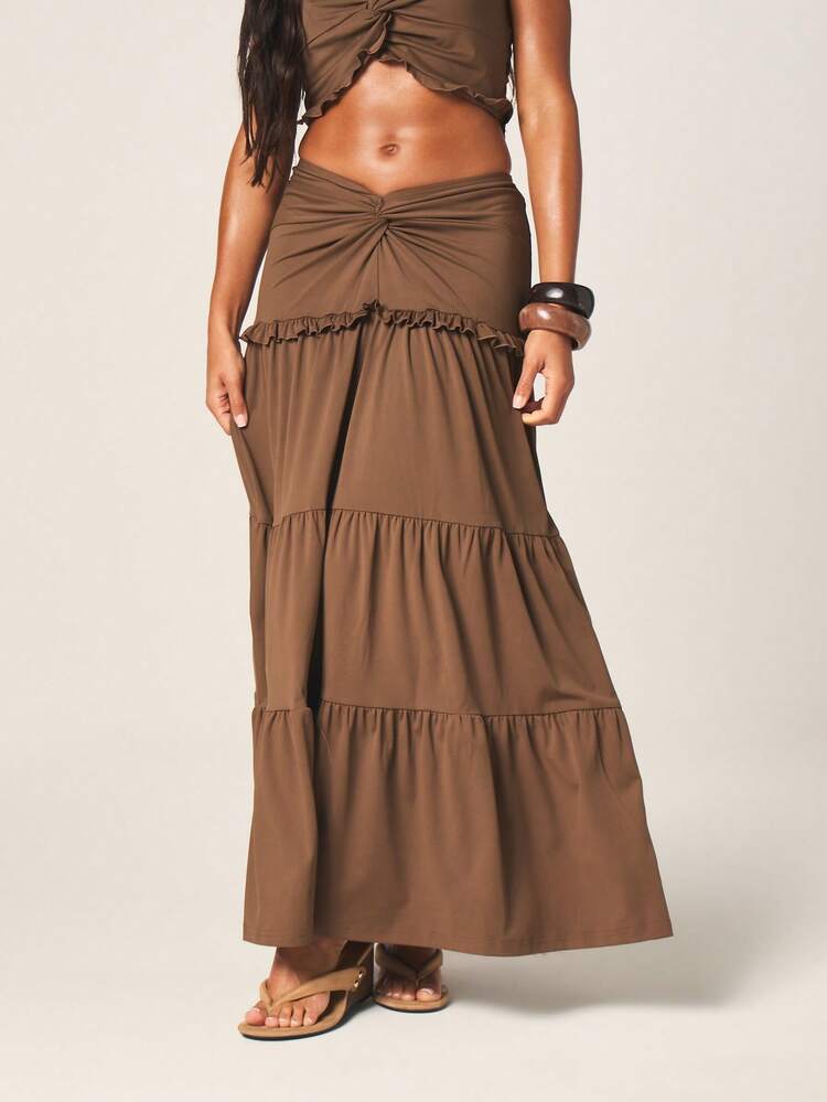 MISSGUIDED ボヘミアン調 ティアード ギャザー ウエストバンド マキシスカート、カジュアルな夏のシーンに合うフローイングシルエット