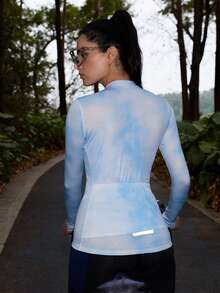 Exploreva Women's Tie-Dye Print Long Sleeve Cycling Jersey - Baby Blue - View 2